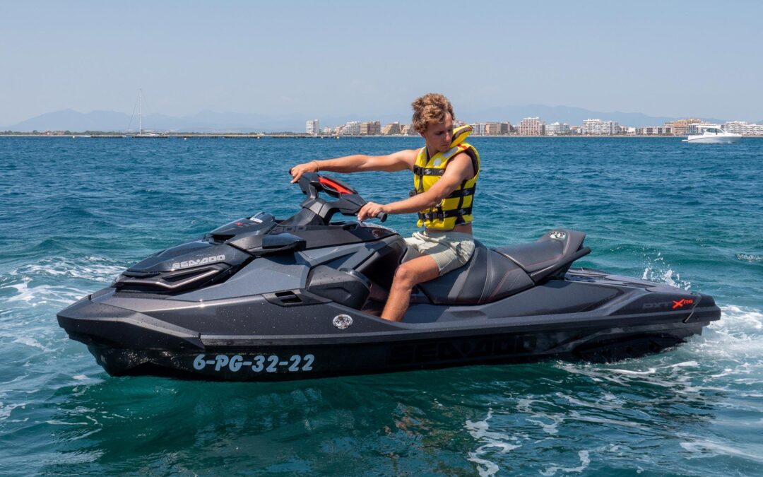 Mastering the Art of Jet Skiing: A How-To Guide for Beginners and Pros