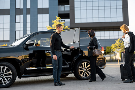 Find Philadelphia Limousine’s Finest Black Car Service