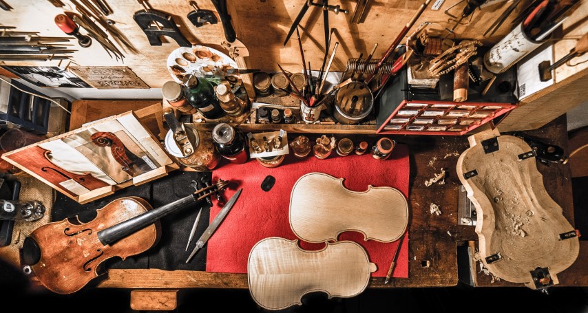 Why Is Professional Restoration Important for Old Violins?